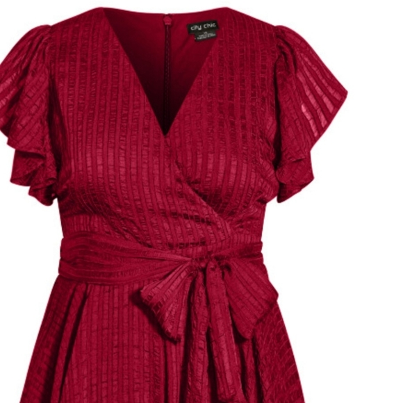 Avenue Romper - Picture 3 of 4